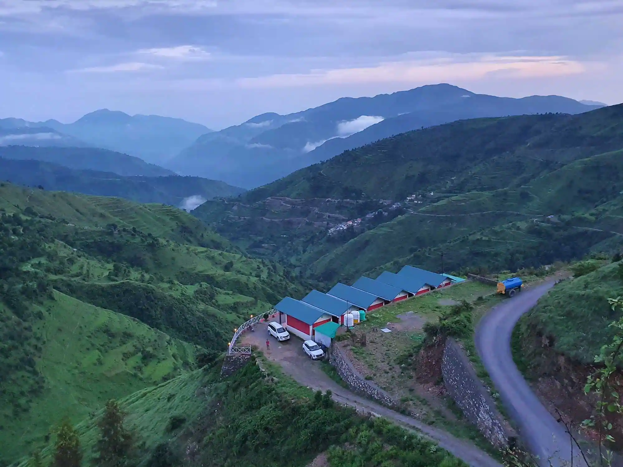 Dehradun to Chakrata taxi